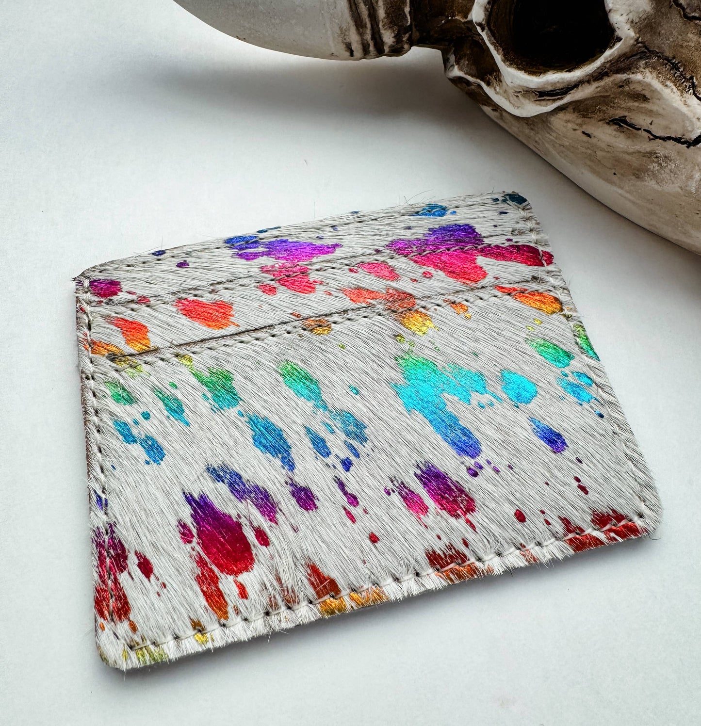 Money holder: BROWN + WHITE COWHIDE