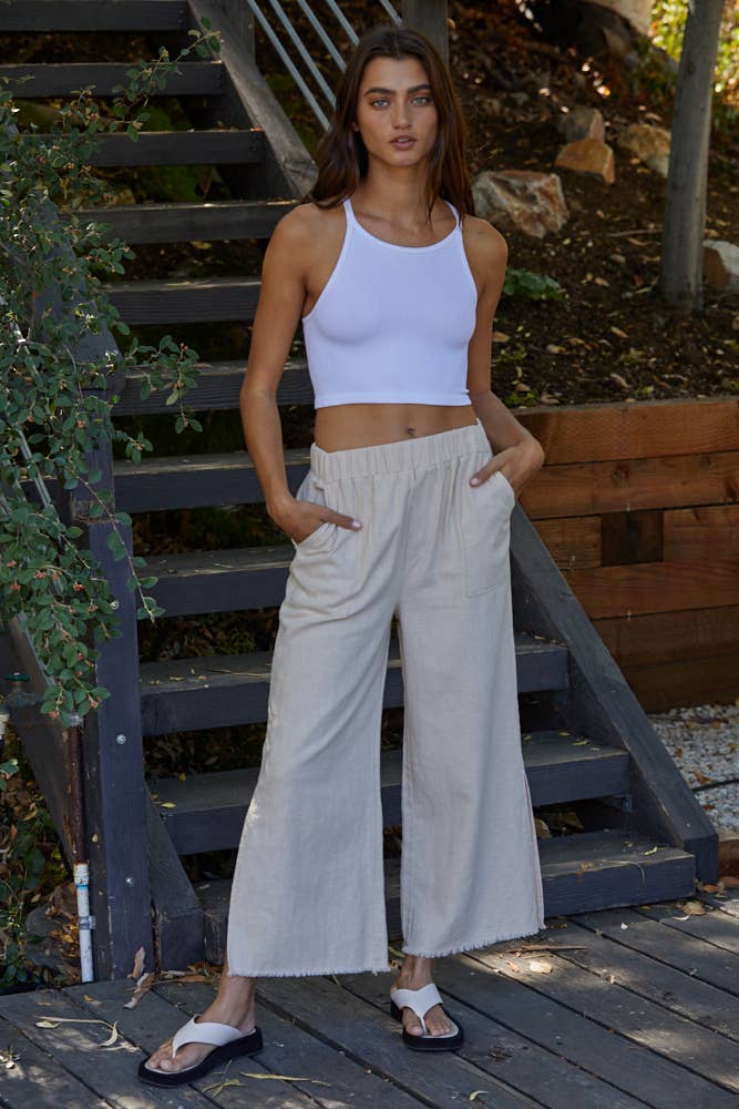 S1053 | High Quality Seamless Sleeveless Halter Neck Top: Peppermint / SM